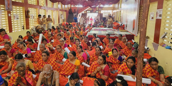 108 Suhasini Pooja performed during Chaturmasya of Bilaspur Swamigal at Chennai
